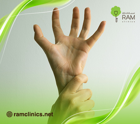 ما-هو-سبب-رجفة-اليدين-للشباب