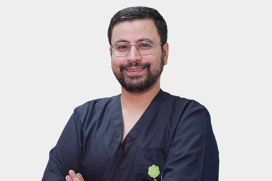 Dr.AMR WASFI