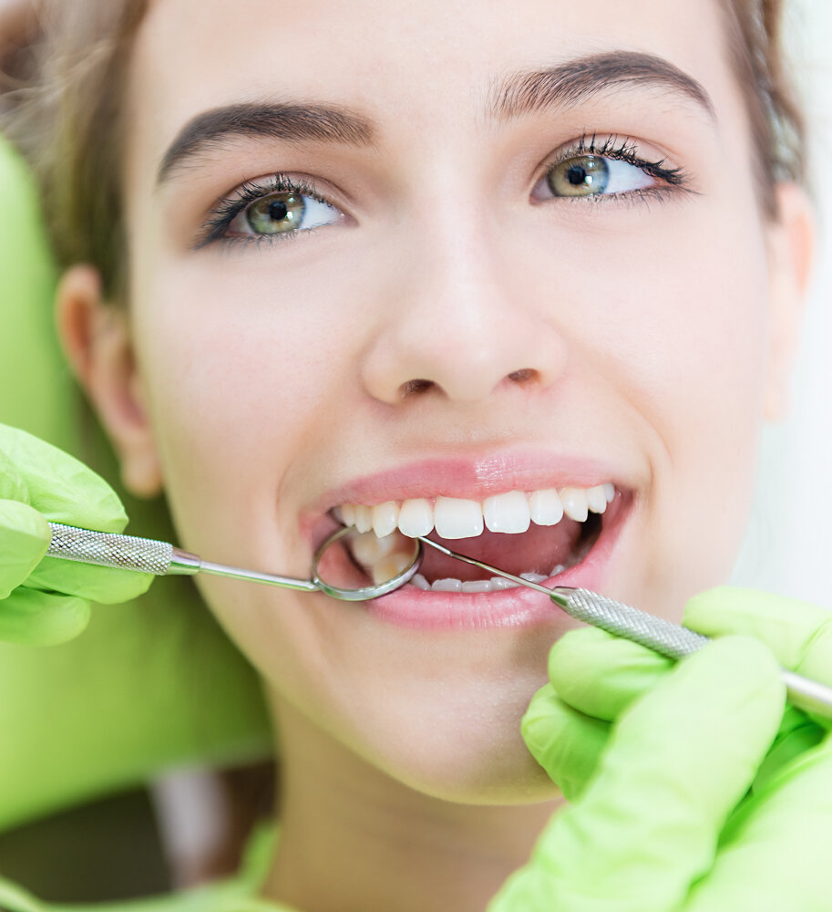 جراحة الوجه و الفكين و زراعة الأسنان